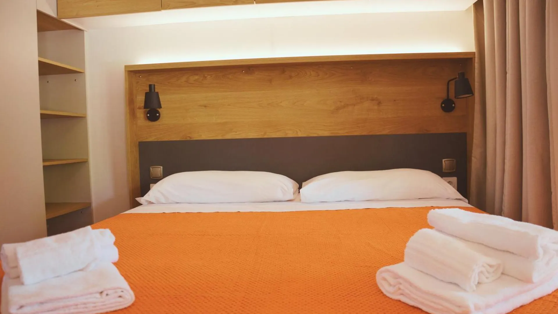 Camping Village Costa Est Riotorto 0*,